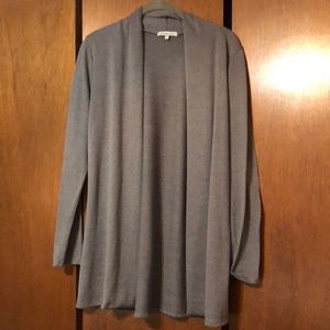 Long sleeve gray cardigan